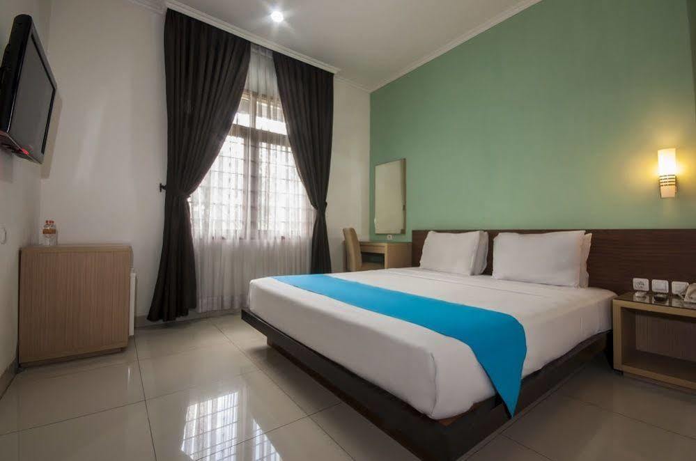 Caryota Hotel Bandung Exteriör bild
